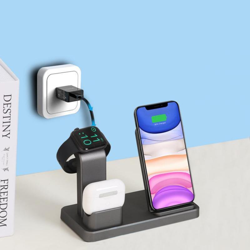 3 in 1 Fast Charging Wireless Station