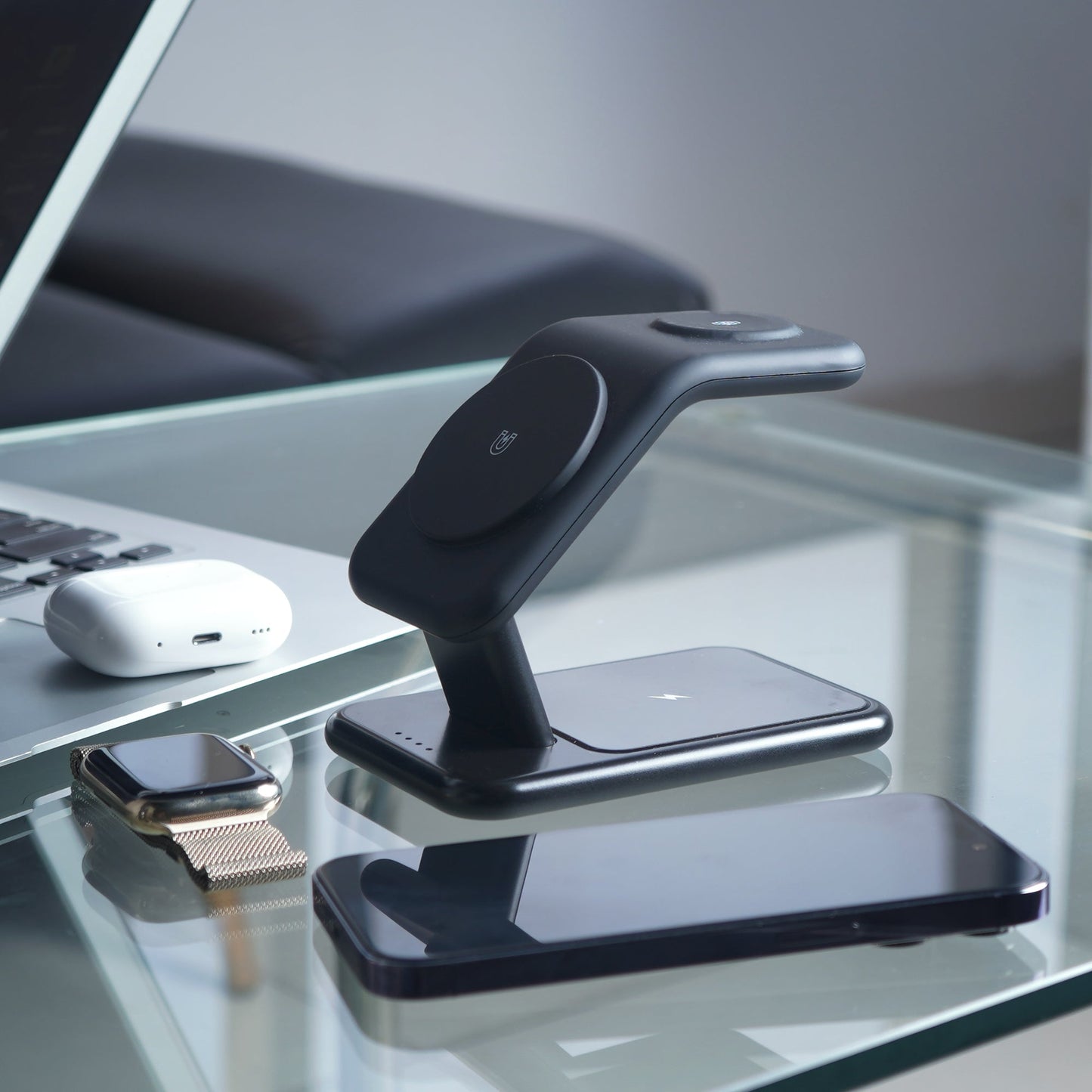 Aero™ 3-in1 Wireless Charging Dock Station